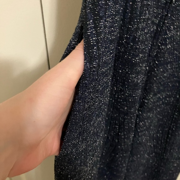 NWOT Francesca’s Audrey Park Elena Square Neck Glitter Knit Jumpsuit in M - Picture 8 of 8